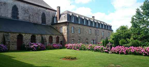 Paimpont Abbaye-001 abbey-paimpont