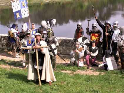 medieval-festival-Comper medieval-dress