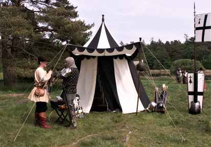 medieval-festival medeival-festival-Comper