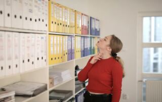 storing-paperwork-in-france